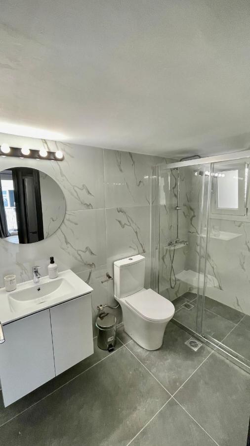 Gorgeous Renovated Apt. Close To Metro And Cultural Sites! Athena Bagian luar foto